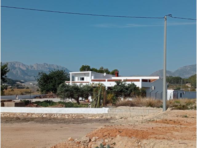 Granja En venta en Altea photo 0