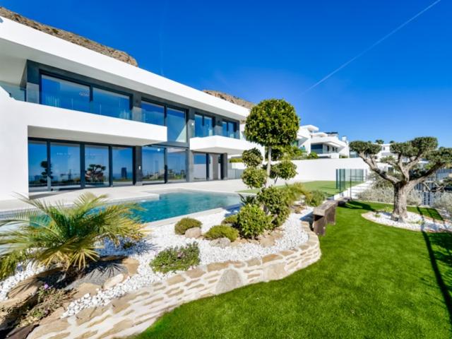 Villa En venta en Finestrat photo 0