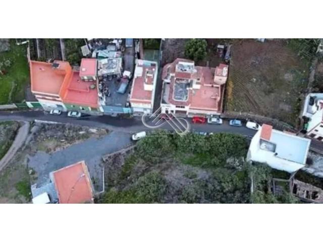 Terreno en venta en Teror photo 0