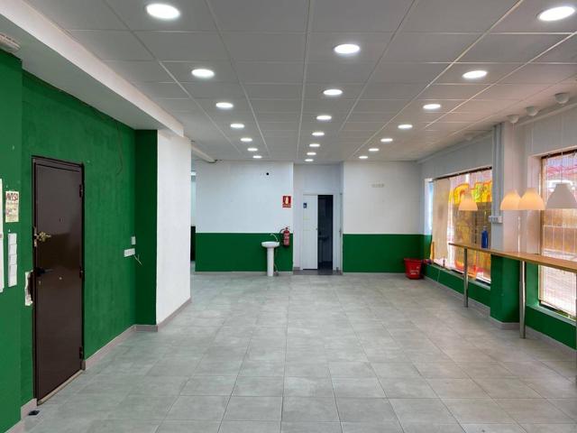 Local En alquiler en Madrid photo 0
