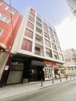 Estudio amueblado y exterior. ¡Vive a solo 200 metros de la playa de Las Canteras! photo 0