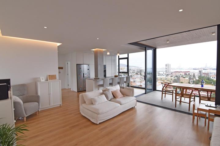 Espectacular, único piso-ático-chalet de lujo en Ciudad Jardín-Paseo Chil photo 0