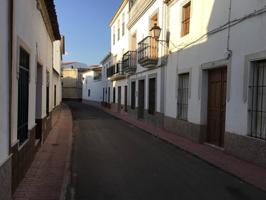 Vivienda en Calle Doctor Fleming (Oliva de la Frontera). photo 0