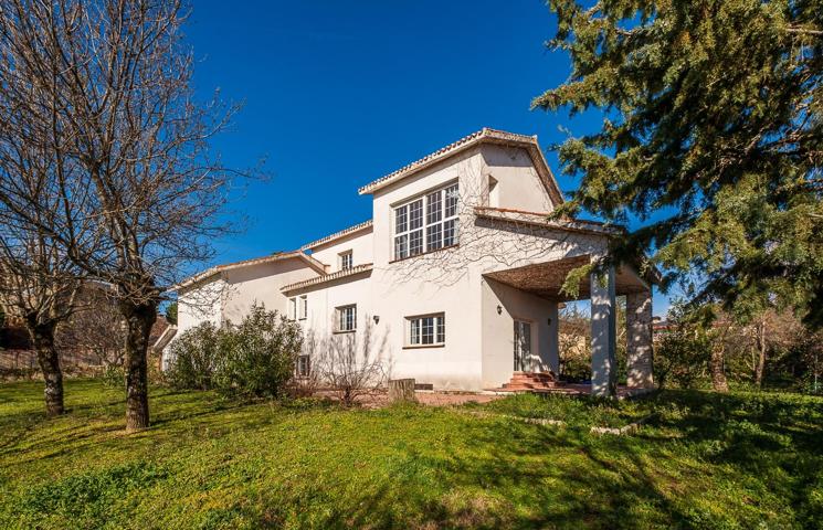 MAGNÍFICO CHALET INDEPENDIENTE EN GUADARRAMA – URBANIZACIÓN PRIVADA photo 0