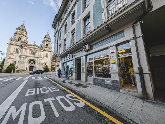 VENTA LOCAL CON MATERIAL INCLUIDO EN MIERES photo 0