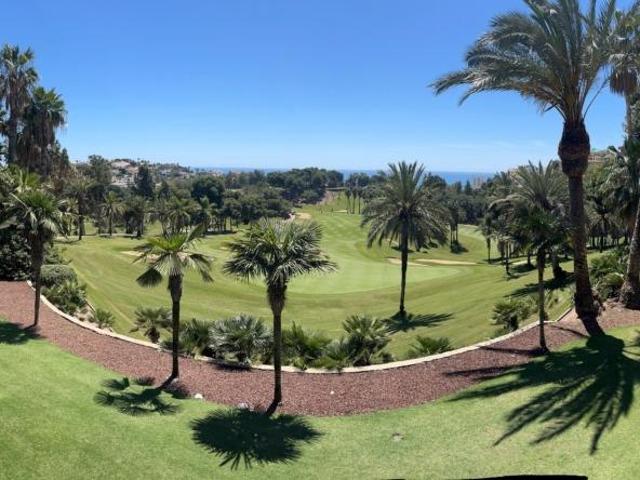 Exclusivo apartamento de 2 dormitorios al golf Torrequebrada photo 0
