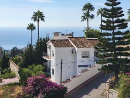 Chalet in a quiet area next to the centre of Benalmadena Pueblo photo 0