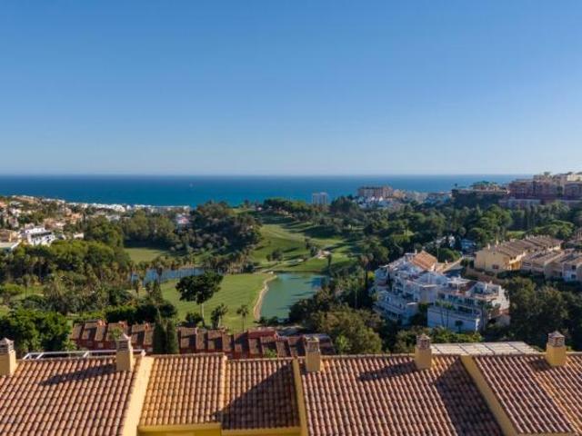 Exclusivo apartamento de 2 dormitorios al golf Torrequebrada photo 0