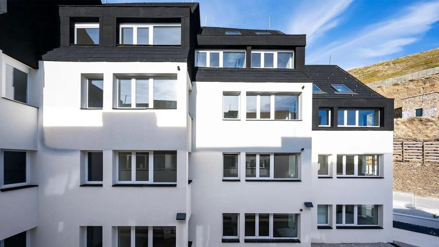 Atico duplex con vistas a la montaña en Sierra Nevada – Pradollano photo 0