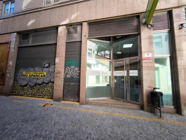 Venta de local comercial en pleno centro de Ourense. Posibilidad de convertirlo en vivienda. photo 0