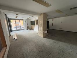 Venta de Local Comercial en Vila-real photo 0