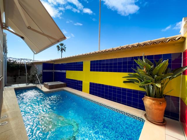 Villa En venta en Torrevieja photo 0