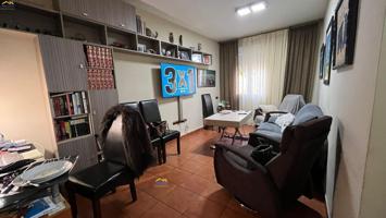 Dúplex En venta en Av. Barcelona - Viñuela - Rescatado, Córdoba photo 0