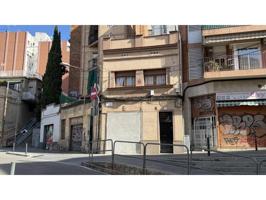 Terreno en venta en Passatge d'Oliveras photo 0