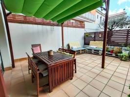 PRECIOSA PLANTA BAJA CON GRAN TERRAZA PRIVADA, ZONA AJARDINADA CON PISCINA COMUNITARIA. photo 0
