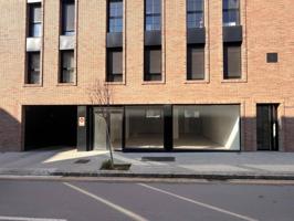 LOCAL EN ALQUILER CON SALIDA DE HUMOS, MUY ESPACIOSO Y LUMINOSO-FINCA SEMI NUEVA. photo 0