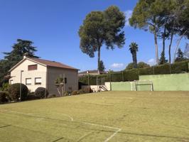 Casa en venta en Lliçà d'Amunt photo 0