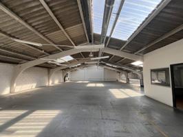 Nave industrial en alquiler photo 0