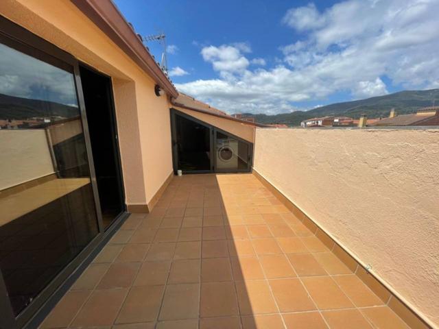 Piso en venta en Caldes de Montbui photo 0