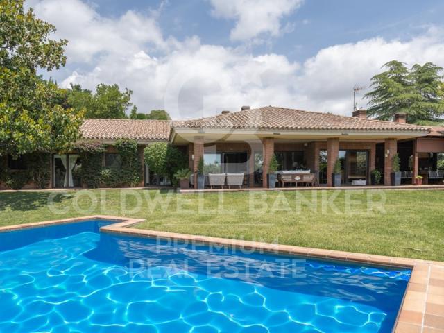 Casa En venta en Cerdanyola Del Vallès photo 0