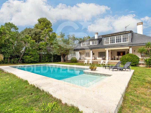 Casa En venta en Sant Cugat Del Vallès photo 0