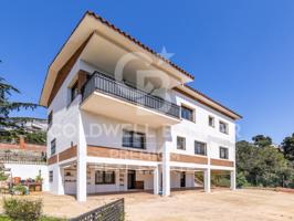 Casa En venta en Sant Cugat Del Vallès photo 0