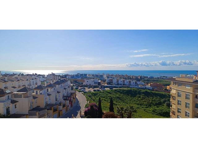 ¡ESTUPENDO Y GRAN ÁTICO EN TORRE DEL MAR! photo 0
