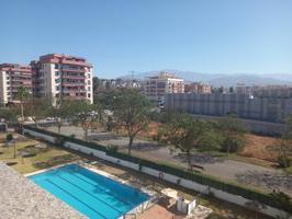 ¡SE VENDE PISO EN TORRE DEL MAR! photo 0