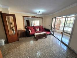 SE VENDE PISO MUY AMPLIO EN VÉLEZ-MÁLAGA¡¡¡ photo 0