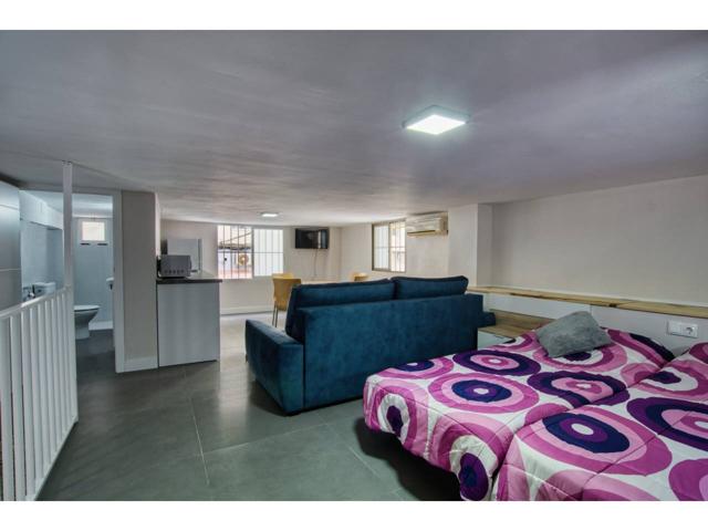 SE VENDE LOCAL COMERCIAL CON APRTAMENTO EN VÉLEZ-MÁLAGA¡¡¡ photo 0