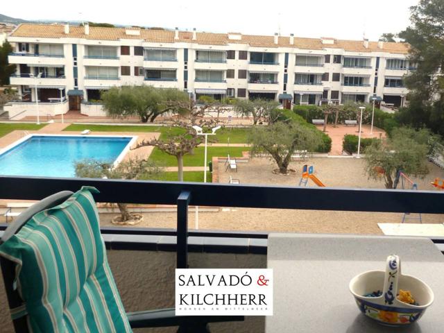 Bonito apartamento con jardín y piscina comunitaria a pocos minutos de la Playa de Torredembarra photo 0