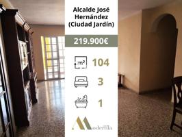 Piso en venta en Cortijo Bazán-Los Casinis-Los Cipreses(29014) photo 0