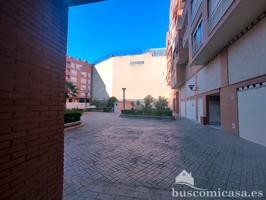 Plazas de parking, edificio El Corte Ingles, Linares. photo 0