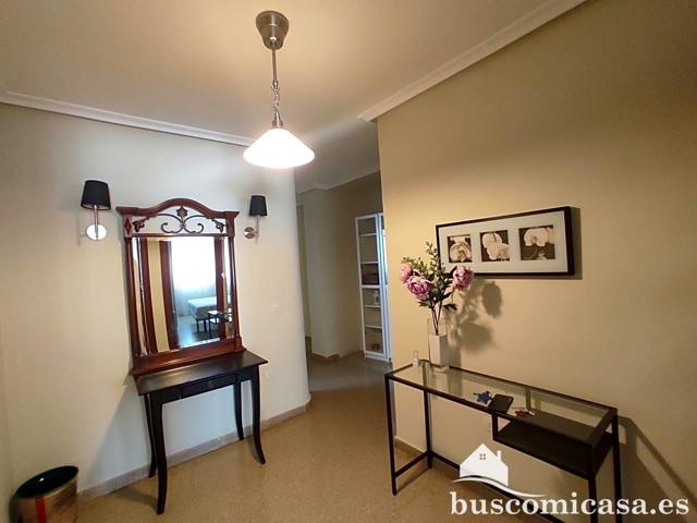 Apartamento en Plaza Ramon y Cajal. SEPTIEMBRE photo 0