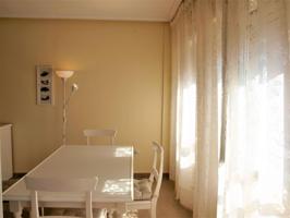 Piso en alquiler en Linares de 105 m2 photo 0
