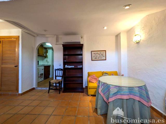 Coqueto estudio en pleno centro para una persona photo 0