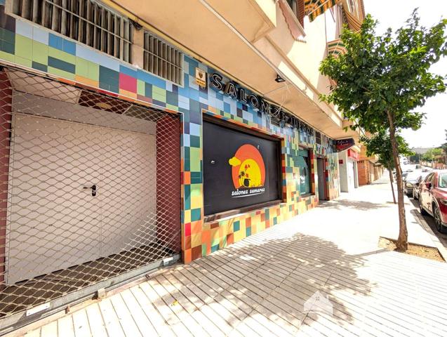 Local en alquiler en Linares de 223 m2 photo 0