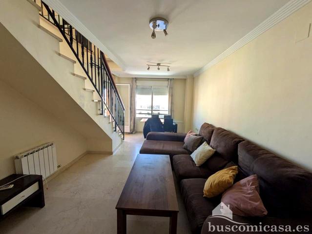 ESTUPENDO DUPLEX CON GARAJE photo 0