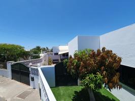 En venta - Hermosa casa Canaria en Tahiche, Lanzarote photo 0