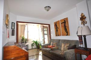 ¡Gran piso en el corazón de Arrecife, Calle Triana! photo 0