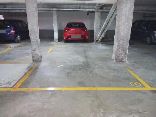 VENTA DE 2 PLAZAS DE GARAJE CONTIGUAS photo 0