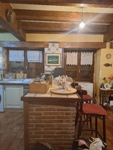 BONITA VIVIENDA EN EL PUEBLO DE URTURI. photo 0