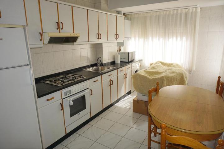 VIVIENDA EN BUEN ESTADO EN CALLE DULZAINA - SAN CRISTOBAL photo 0