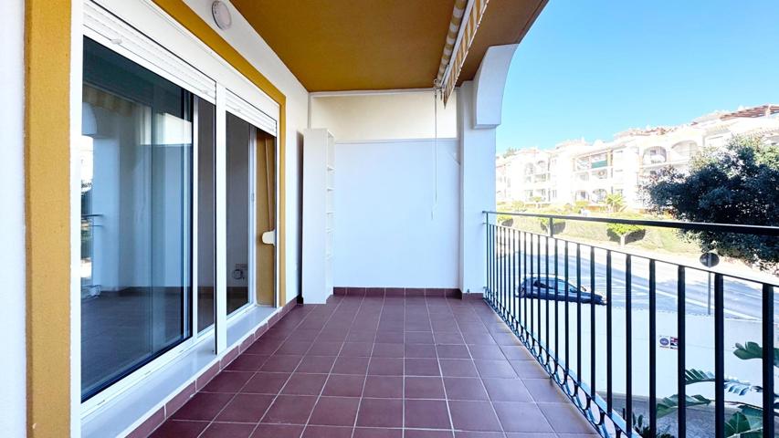 APARTAMENTO de 2 DORM. en Mijas GOLF, amplia TERRAZA, piscinas, parques y más! photo 0