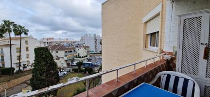 'Vive a 300 metros del mar en Torreblanca del Sol: ubicación, comodidad y estilo de vida' photo 0