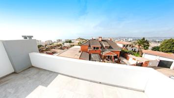 Pareado moderno con piscina privada y vistas panorámicas en Torreblanca del Sol photo 0