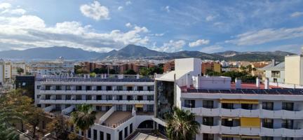 Apartamento reformado a 900 metros del tren y la playa en Arroyo de la Miel photo 0