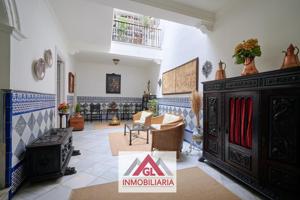 MAGNÍFICA CASA SEÑORIAL EN EL CENTRO DE SANLÚCAR photo 0