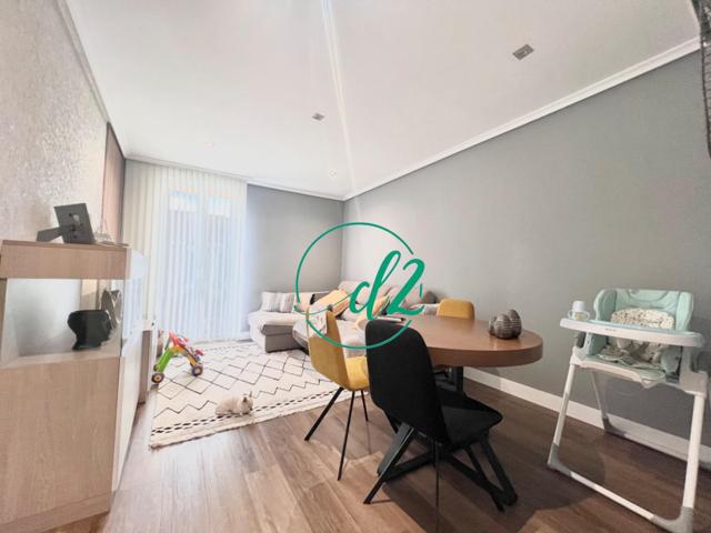 SE VENDE PISO COMPLETAMENTE REFORMADO CON PLAZA DE GARAJE EN MARCELO MACÍAS. REF 1270 photo 0