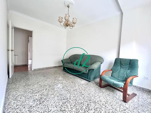 SE VENDE AMPLIO PISO IDEAL PARA INVERSION DEL MERCADO DEL ALQUILER. REF 1299 photo 0